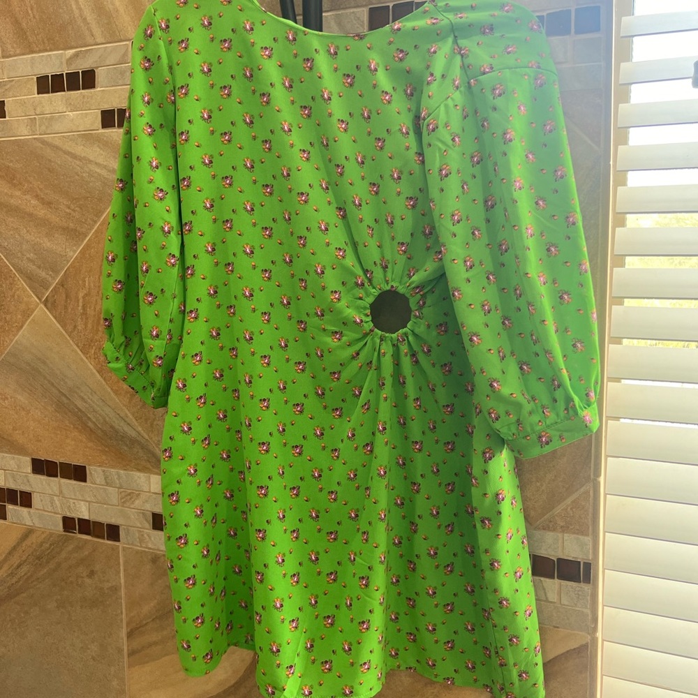 Green floral nastygal cut out dress